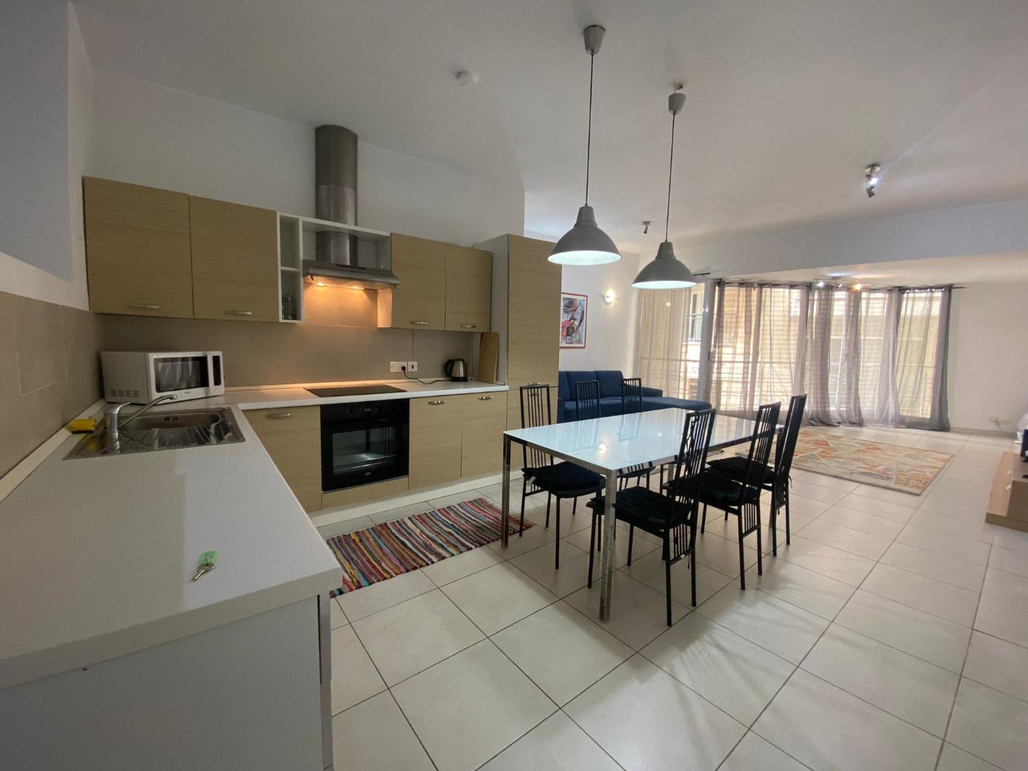 Апартаменты Sliema 2Bed With Backyard Экстерьер фото